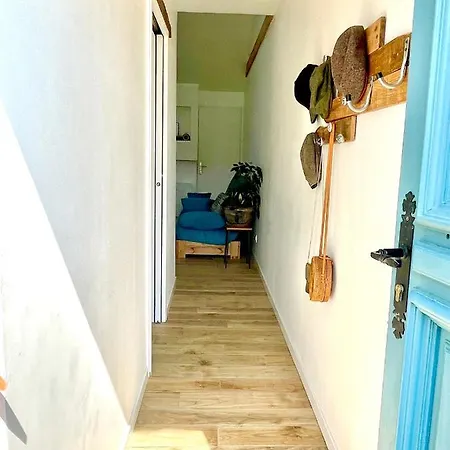 Holiday home Charmante Maison Independante Royan